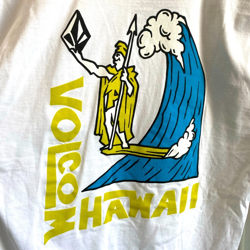 🌊Volcom Tee 🤙🏼 - Picture 2 of 7